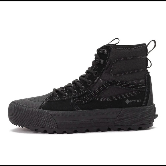 Vans MTE Sk8-Hi GORE-TEX Waterproof Shoes Boots Blackout Men's 7 Women’s 8.5 - Picture 1 of 6